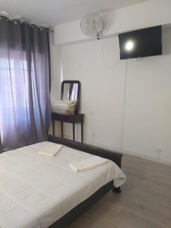 Residencial Miradoiro Guest House Portimao Exterior photo